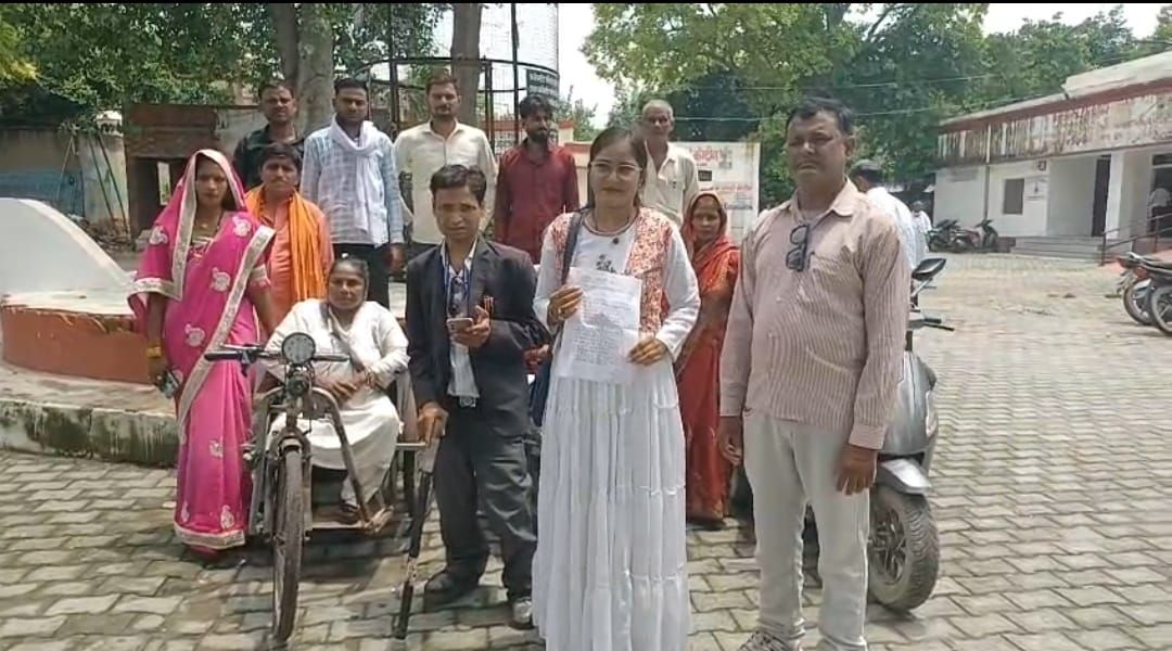  ग्रामीणों ने प्रशासन से लगाई गुहार