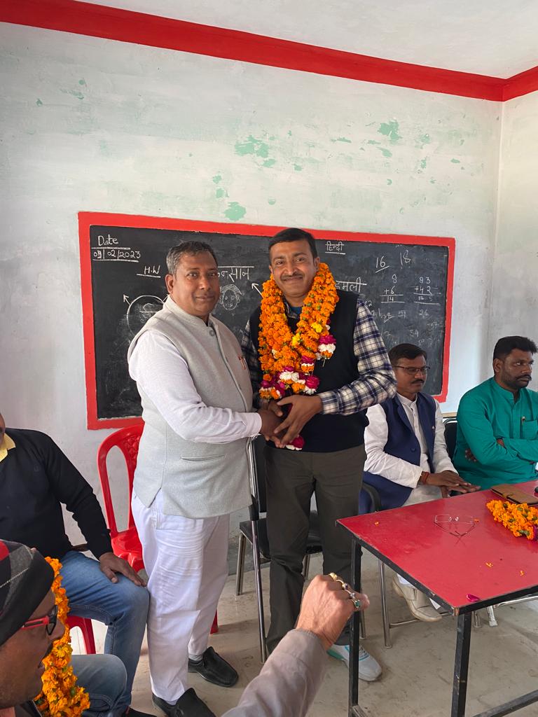 अमरेंद्र प्रताप सिंह को शिक्षक संघ का रुदौली तहसील प्रभारी बनाए जाने पर शिक्षकों में हर्ष 