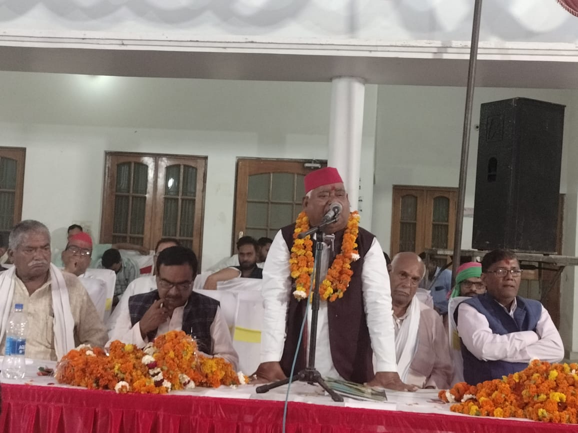 होली मिलन समारोह में विधायक ने अपने एक वर्ष पूर्ण होने पर खोला विकास कार्यों का पिटारा