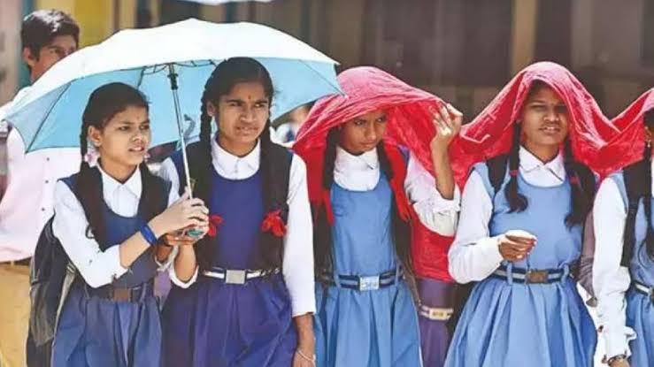 यूपी में भीषण गर्मी और लू के कारण स्कूलों के समय में हुआ बदलाव, जानें क्या हैं लखनऊ समेत अन्य जिलों की टाइमिंग