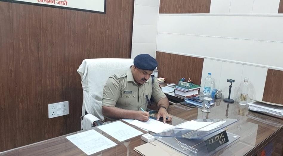 CO रुदौली सत्येन्द्र भूषण तिवारी ने 11 मई को होने वाले नगर निकाय चुनाव हेतु सभी प्रत्याशियों को जारी किया आवश्यक निर्देश