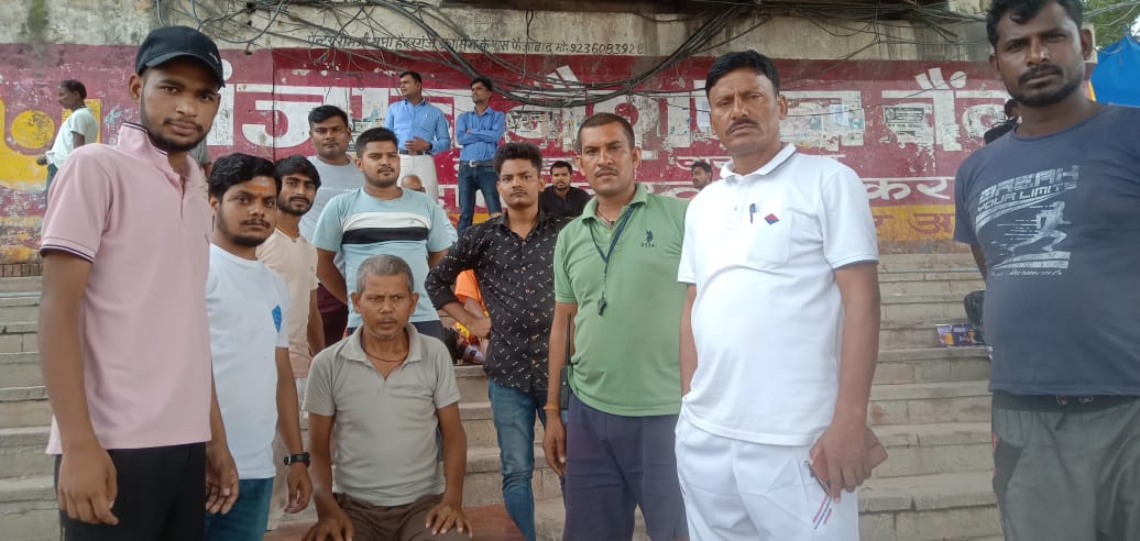 बीमारी से पीड़ित व्यक्ति ने सरयू में लगाई छलांग अयोध्या पुलिस ने बचाया