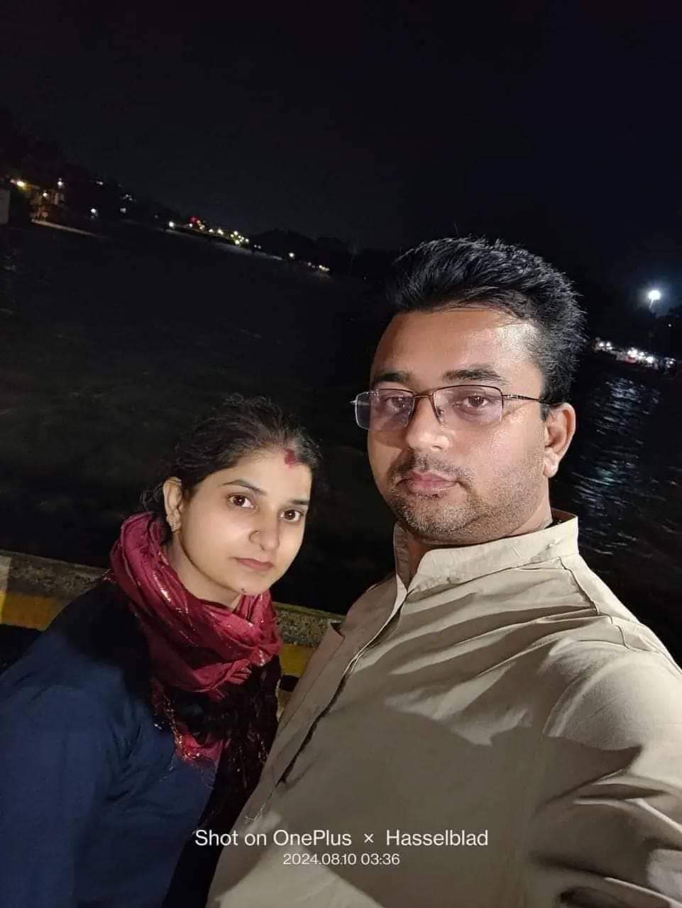 कर्ज में फंस गया हूं, कोई रास्ता नहीं बचा... पत्नी का हाथ पकड़ गंगा में कूद गया सर्राफा कारोबारी, रुला देगा सुसाइड नोट