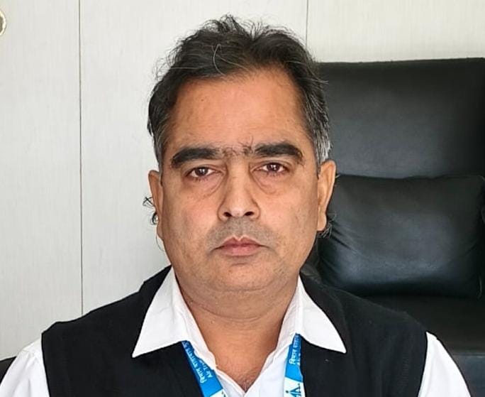 अयोध्या स्थित महर्षि वाल्मीकि एयरपोर्ट पर एयरपोर्ट के नए डायरेक्टर ने संभाला कार्यभार